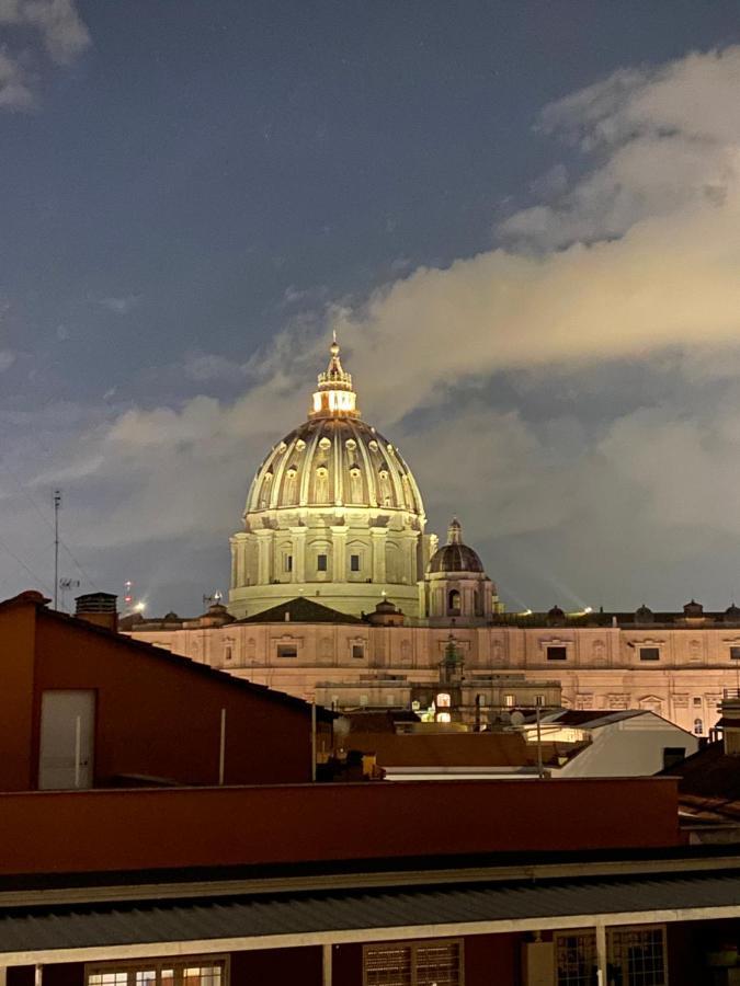 C&Y Apartments - Roma Vaticano St Peter - Luxe Penthouse Flat Extérieur photo